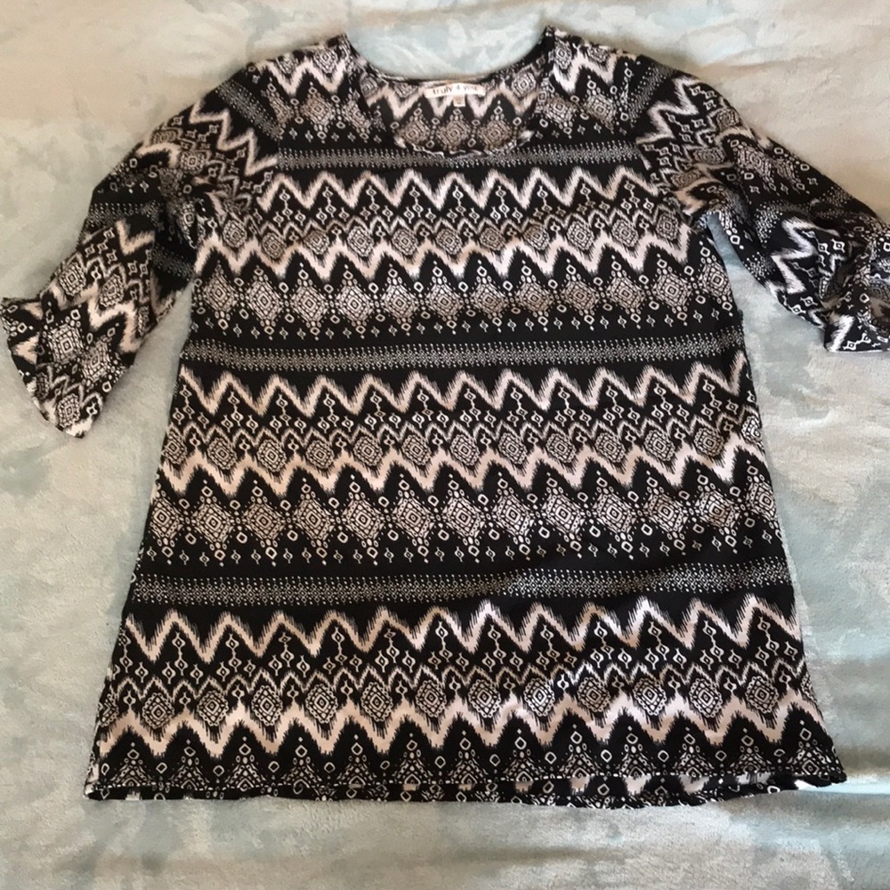 Black and White Pattern Blouse